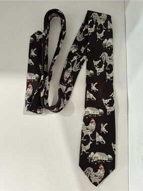 Rooster & chickens fun vintage tie